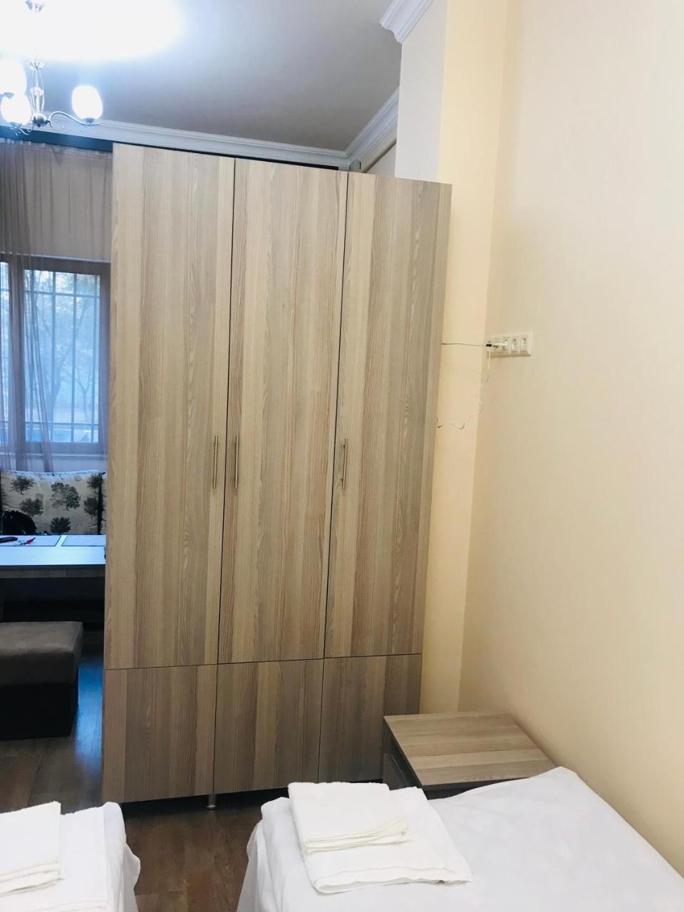 Guest House Abovyan Street Yerevan Exterior photo