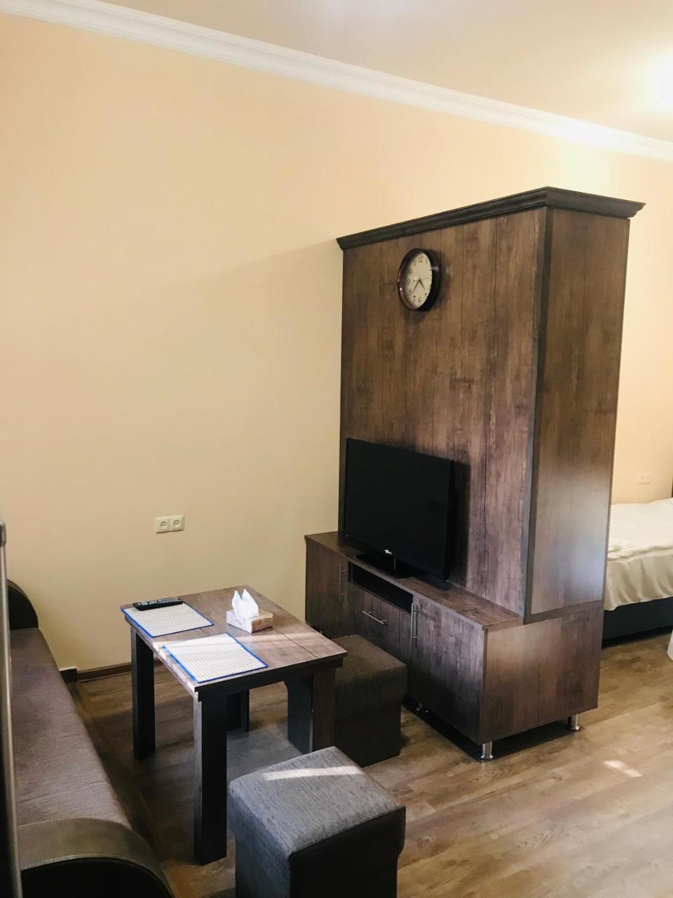 Guest House Abovyan Street Yerevan Exterior photo