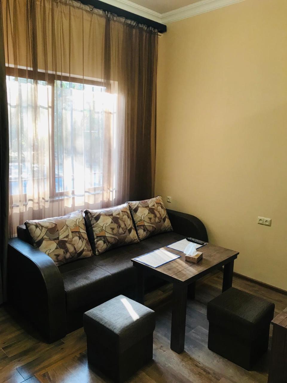 Guest House Abovyan Street Yerevan Exterior photo